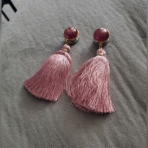 9/16" Mauve Tassel Plugs